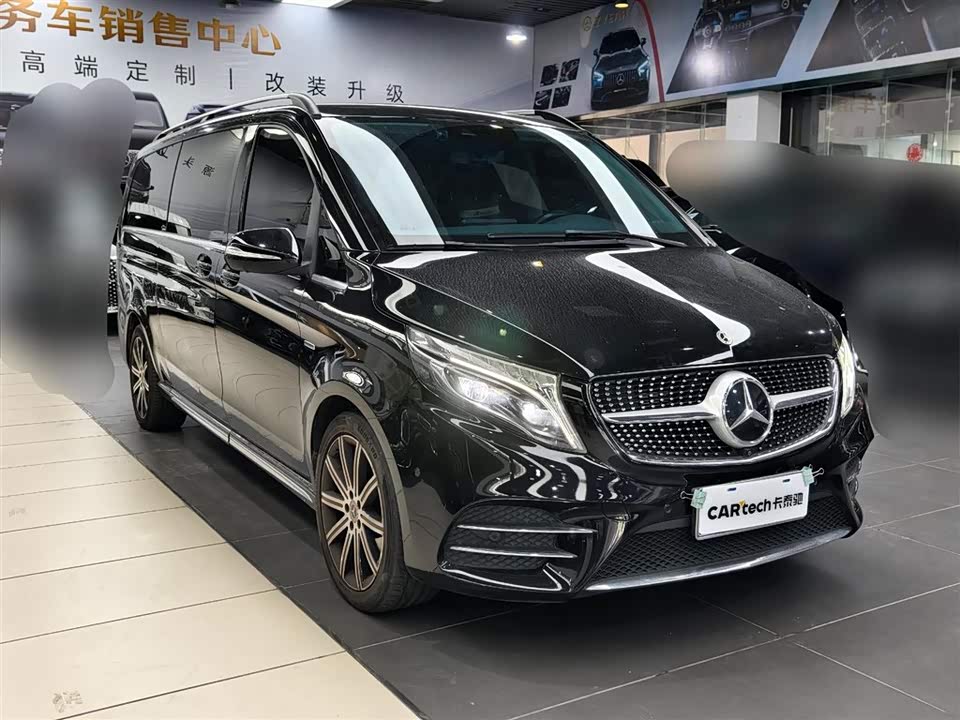 Mercedes-Benz V-class