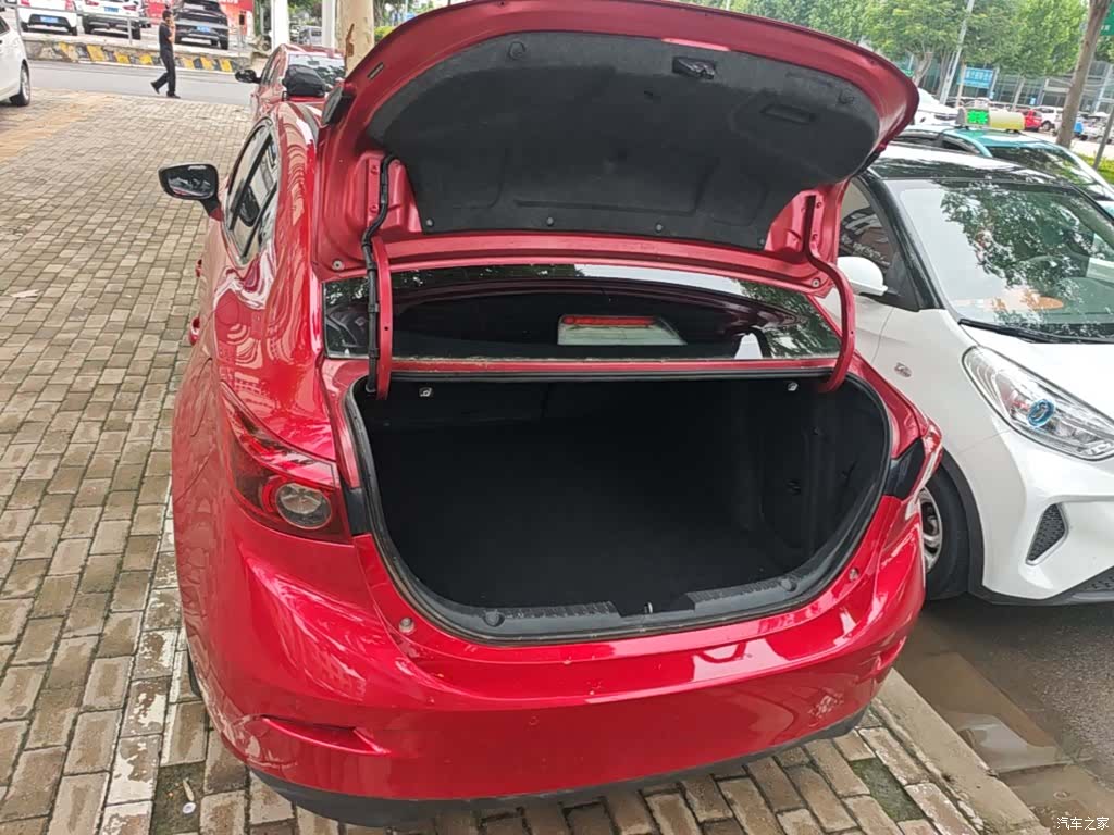 Mazda Mazda3, 2018 19