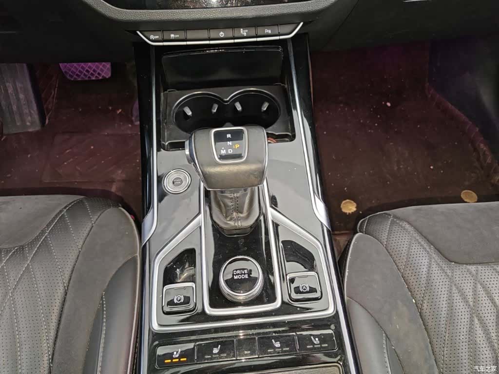 Hongqi HS5, 2022 14