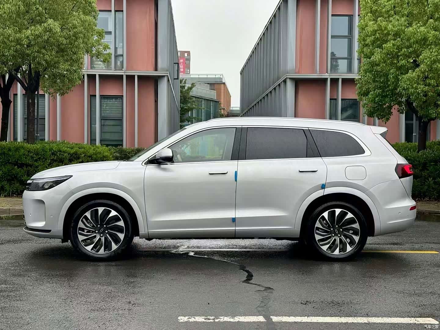 AITO M7, 2023 4