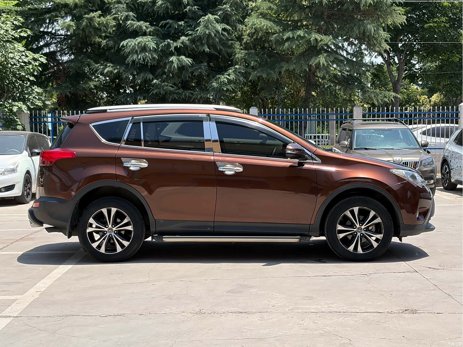 Toyota RAV4, 2015 17