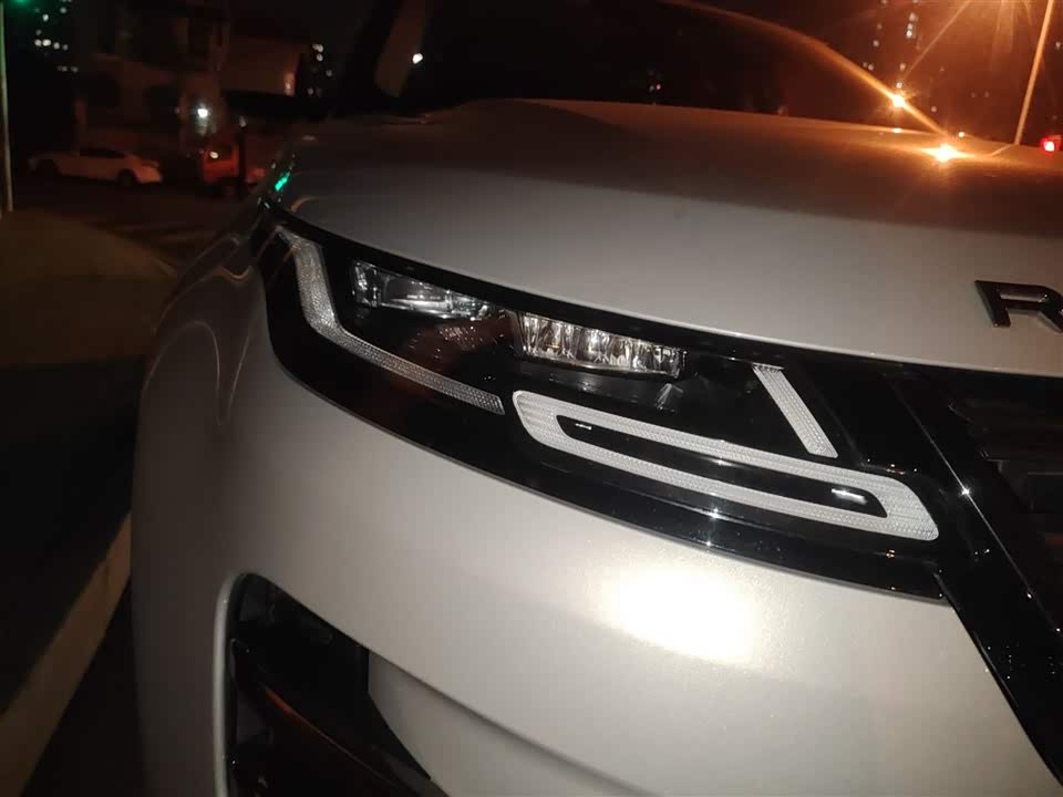 Land Rover Range Rover Aurora