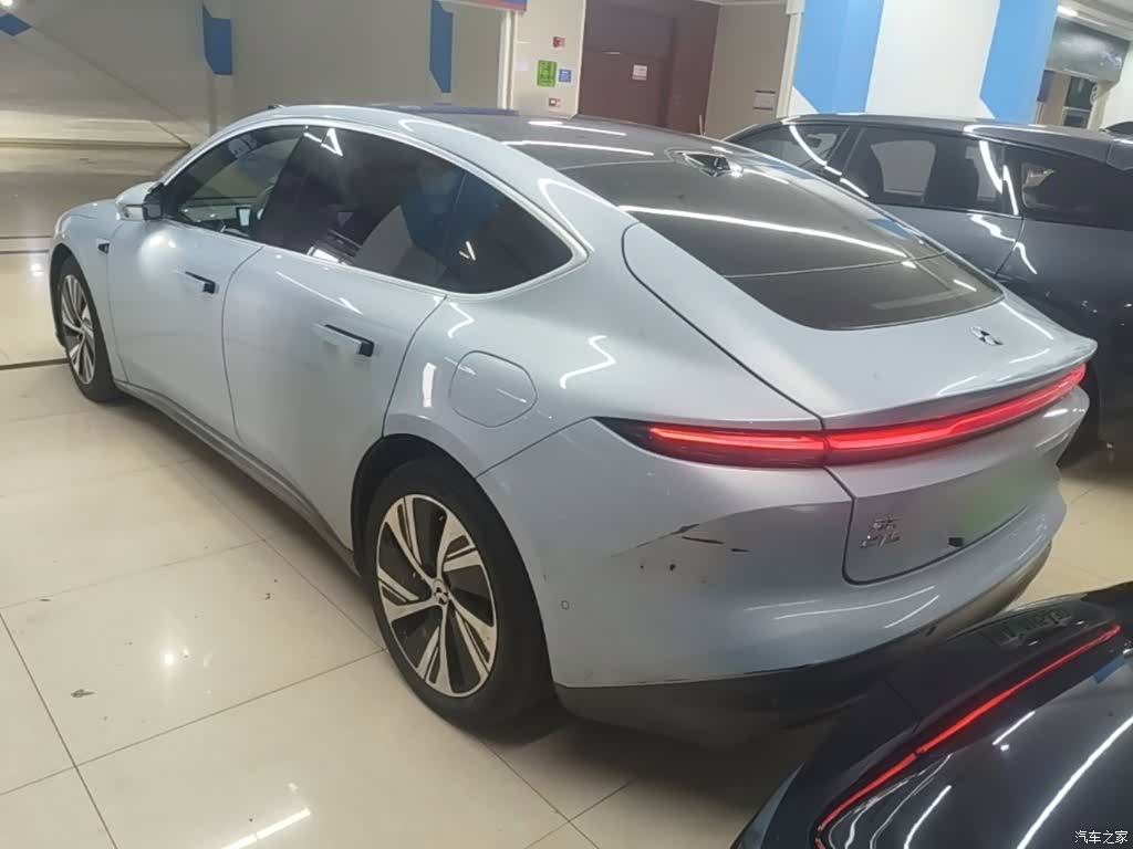 NIO ET5, 2022 все фото