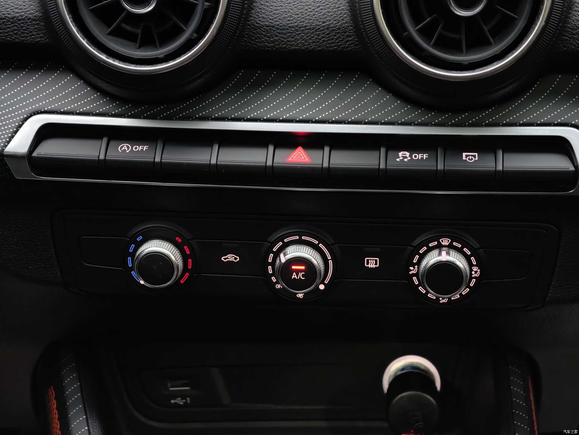 Audi Q2L, 2019 23