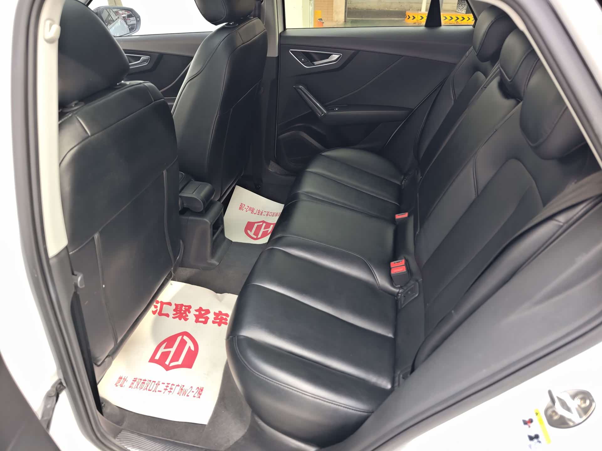 Audi Q2L, 2019 38
