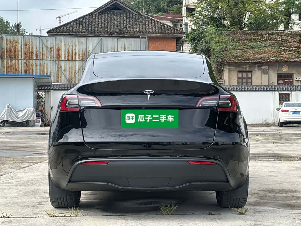 Tesla Model Y, 2022 6