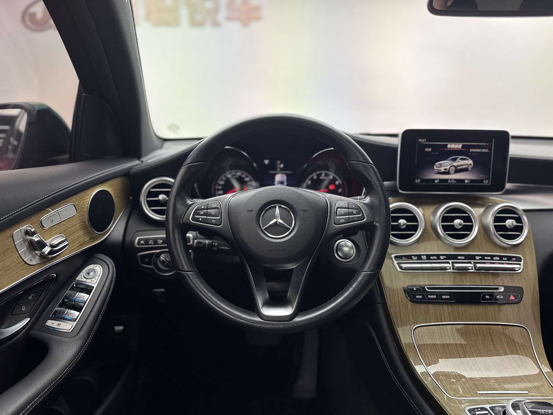 Mercedes-Benz GLC, 2019 10