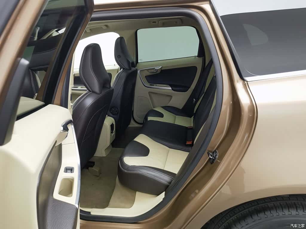 Volvo XC60, 2013 15