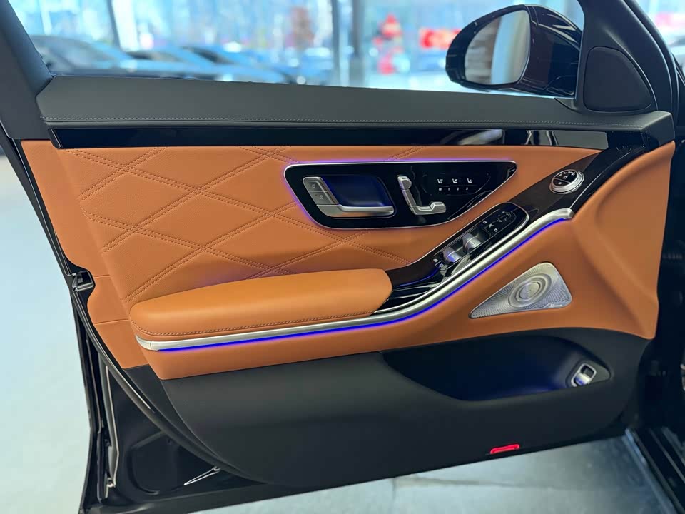 Mercedes-Benz Maybach S-class