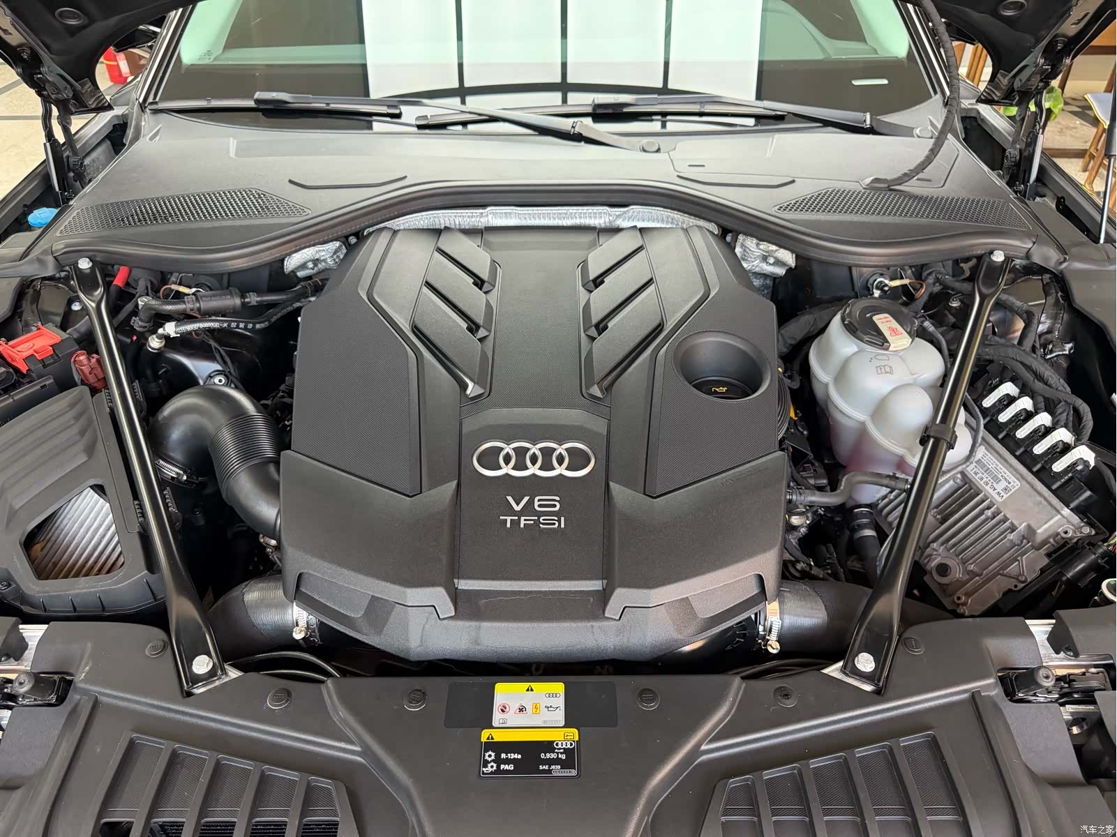Audi A8L, 2021 43