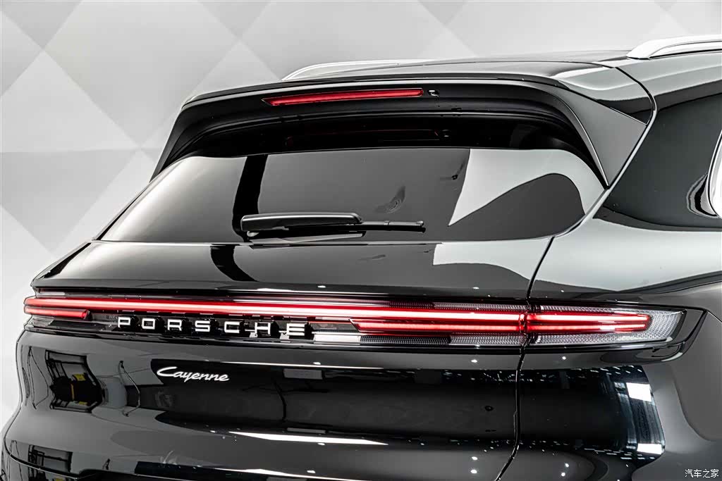 Porsche Cayenne, 2025 8