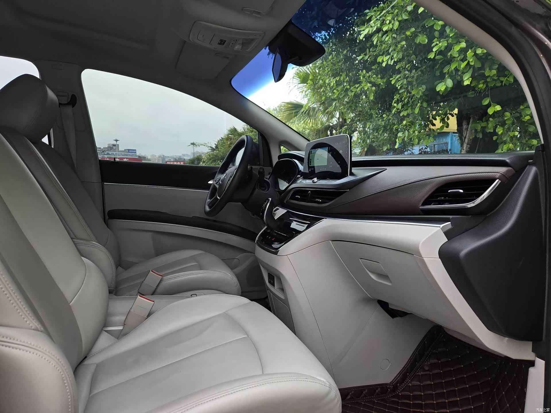 Buick GL8, 2023 8