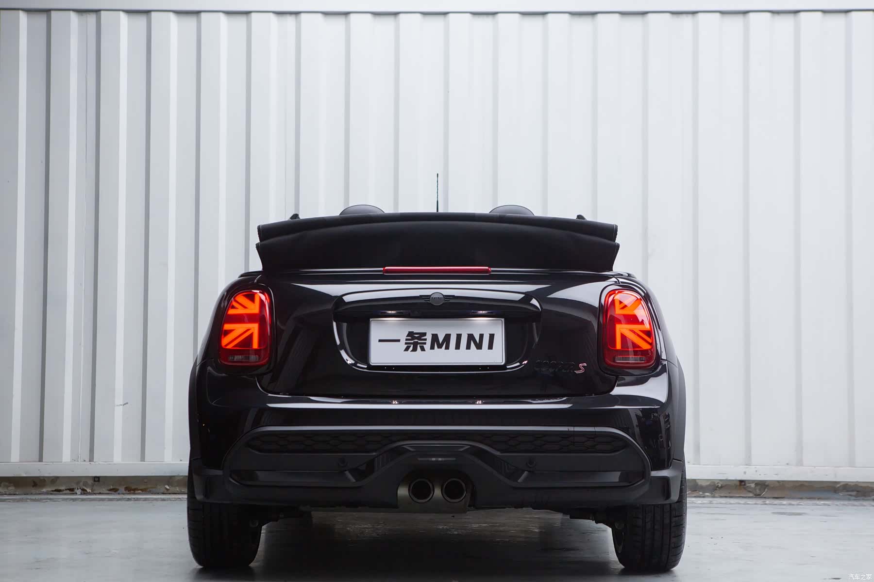 Mini Cooper, 2023 3