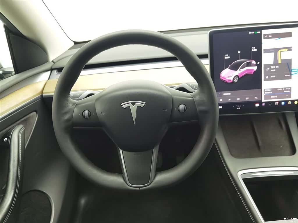 Tesla Model Y, 2021 11