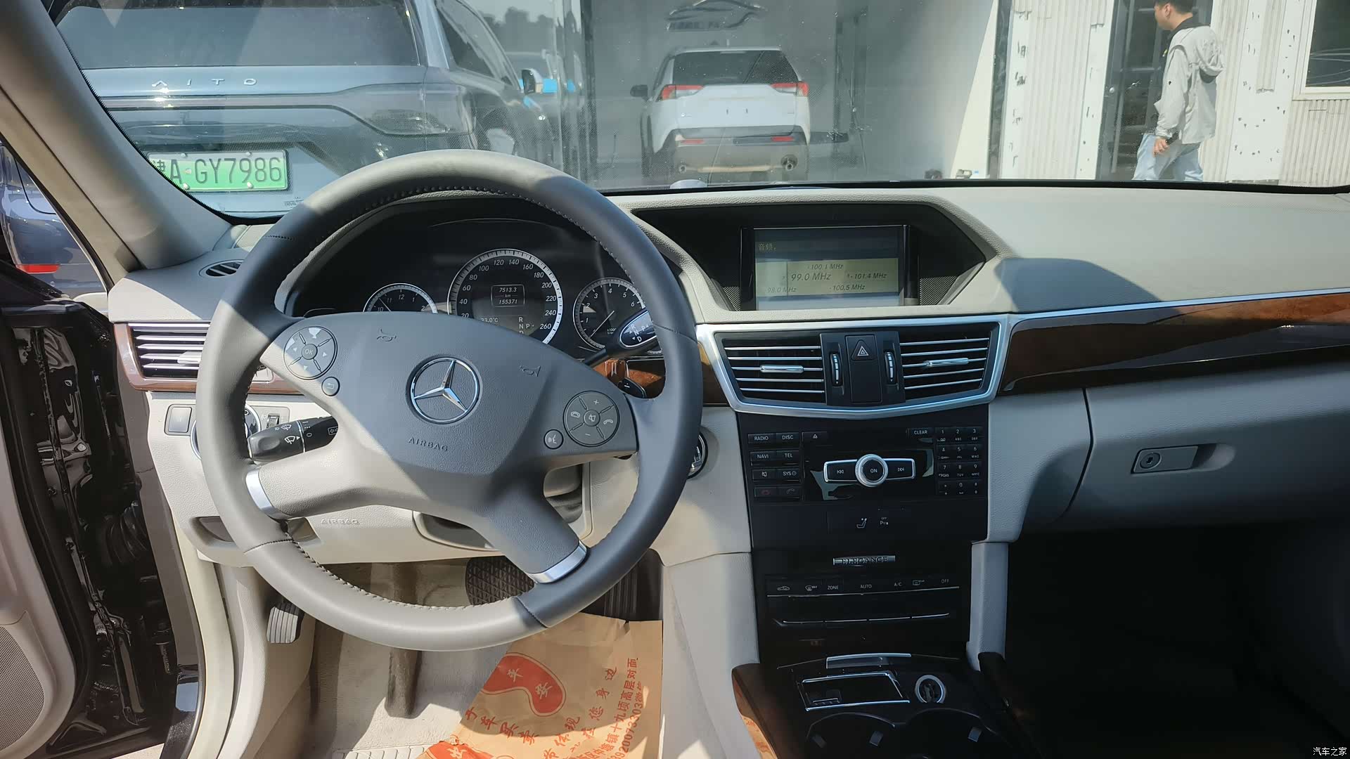 Mercedes-Benz E-Class, 2012 12