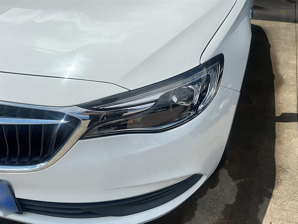 Buick Yinglang