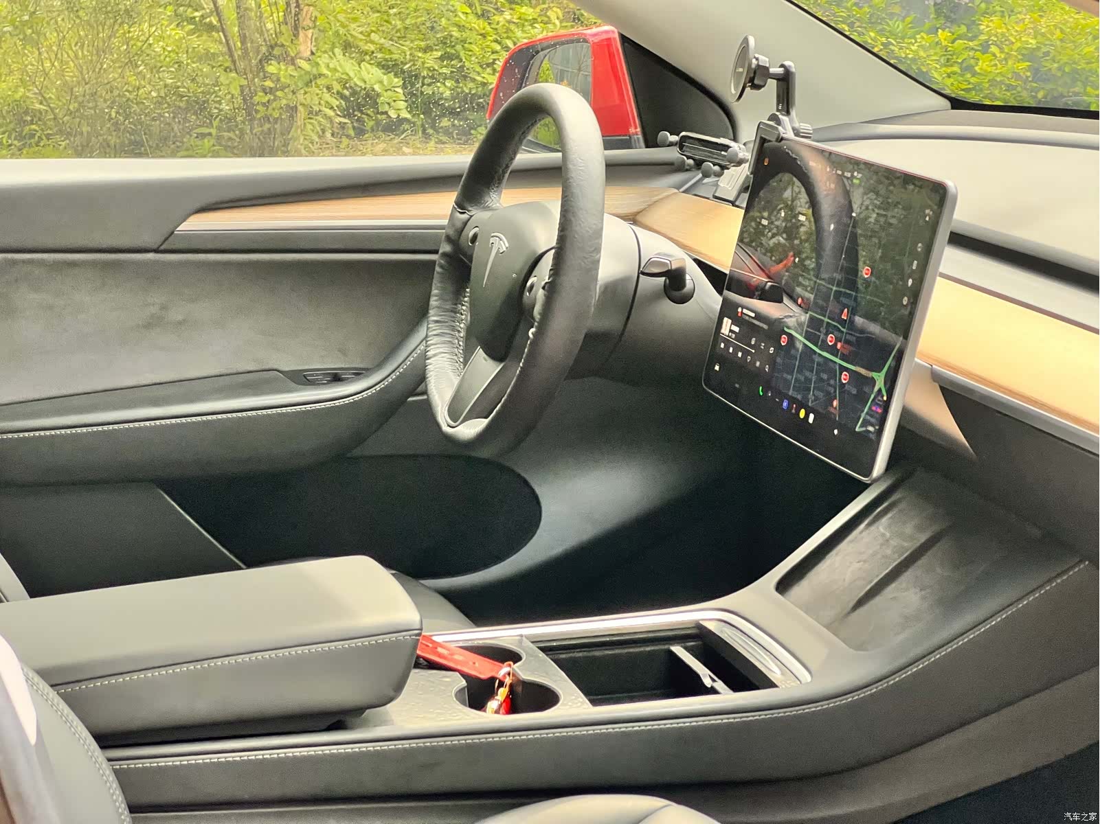 Tesla Model Y, 2021 12