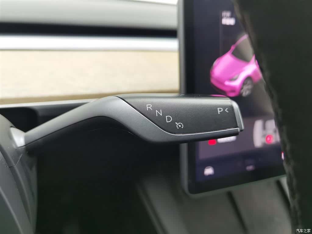 Tesla Model Y, 2021 13