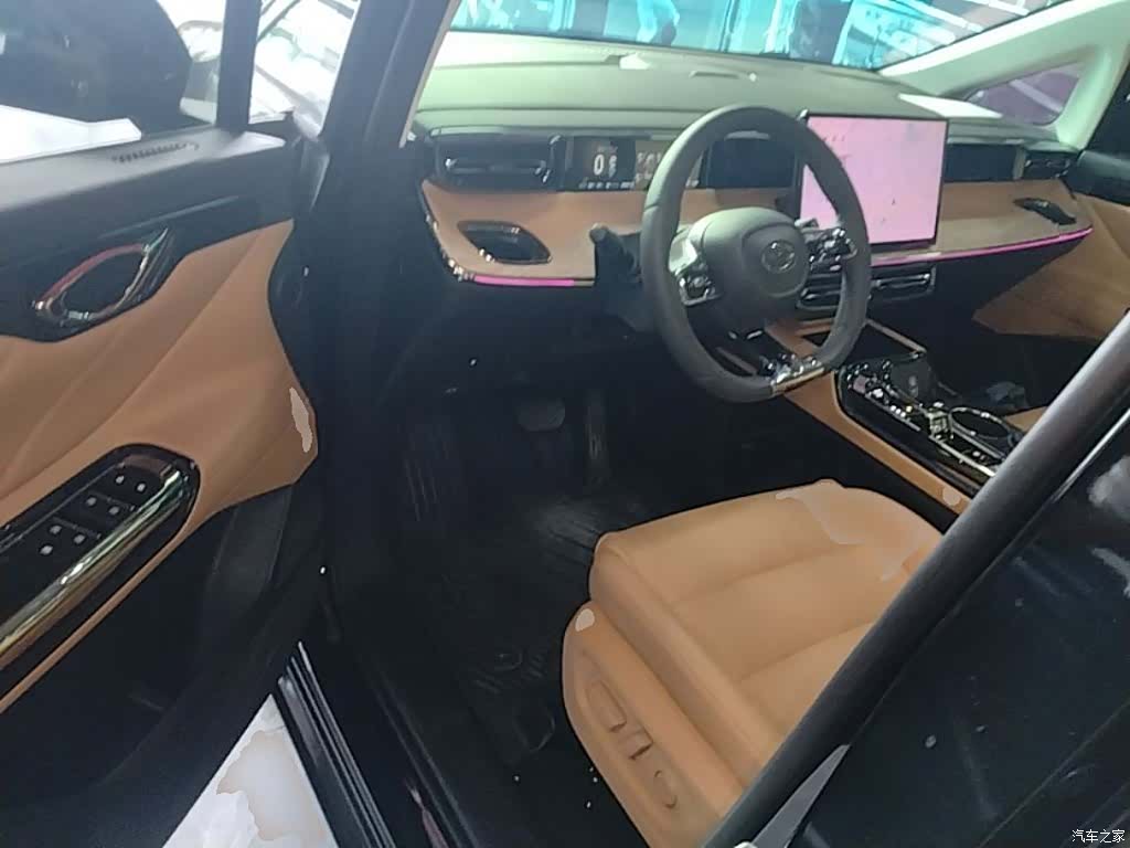 Trumpchi E8, 2024 16
