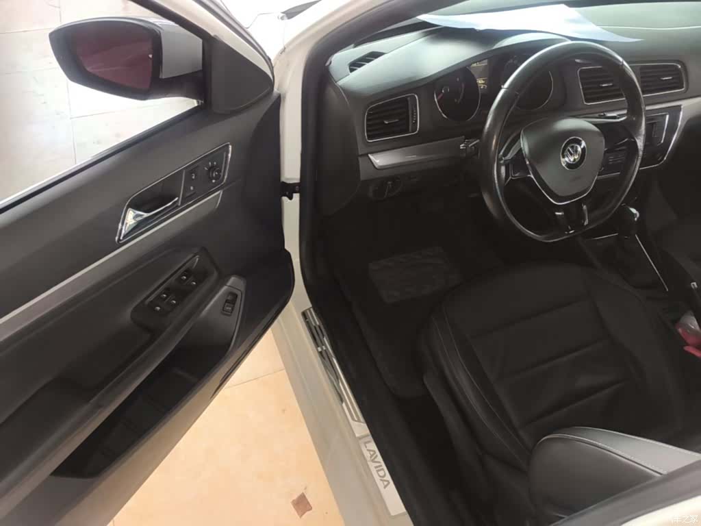 Volkswagen Lavida, 2016 16