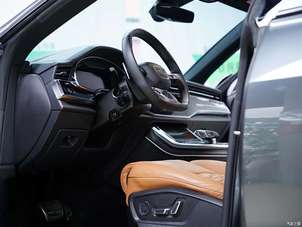 Audi Q8, 2021 31