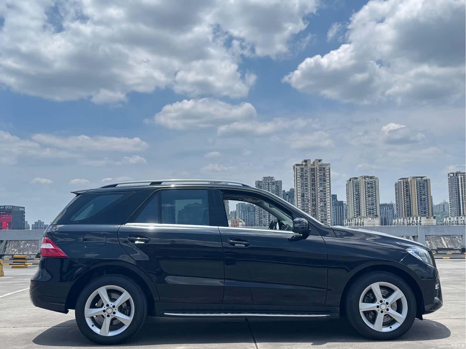 Mercedes-Benz M-Class, 2015 19