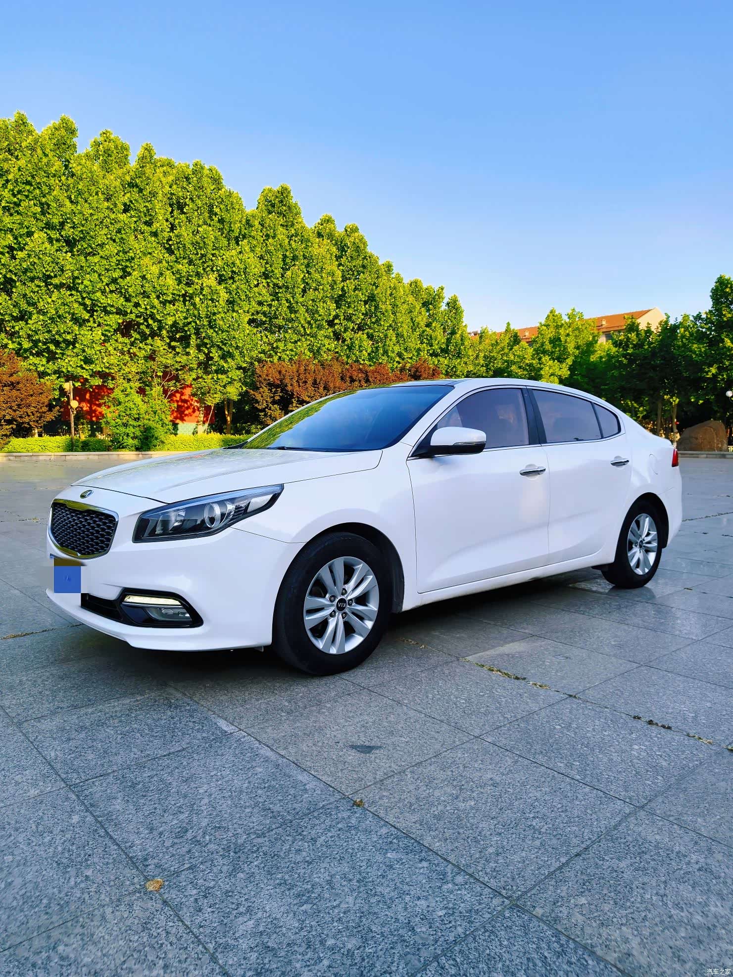 Kia K4, 2015 8