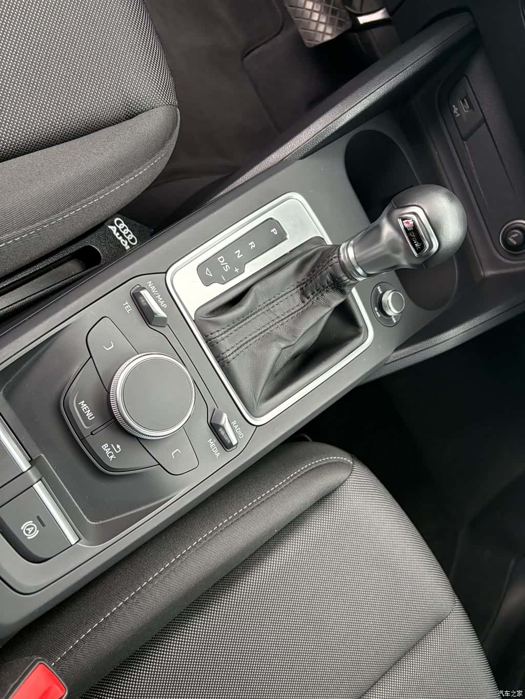 Audi Q2L, 2021 11