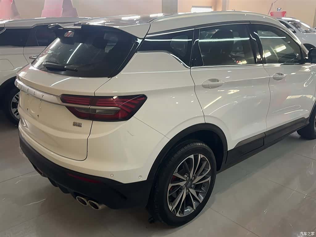 Geely Coolray, 2020 11