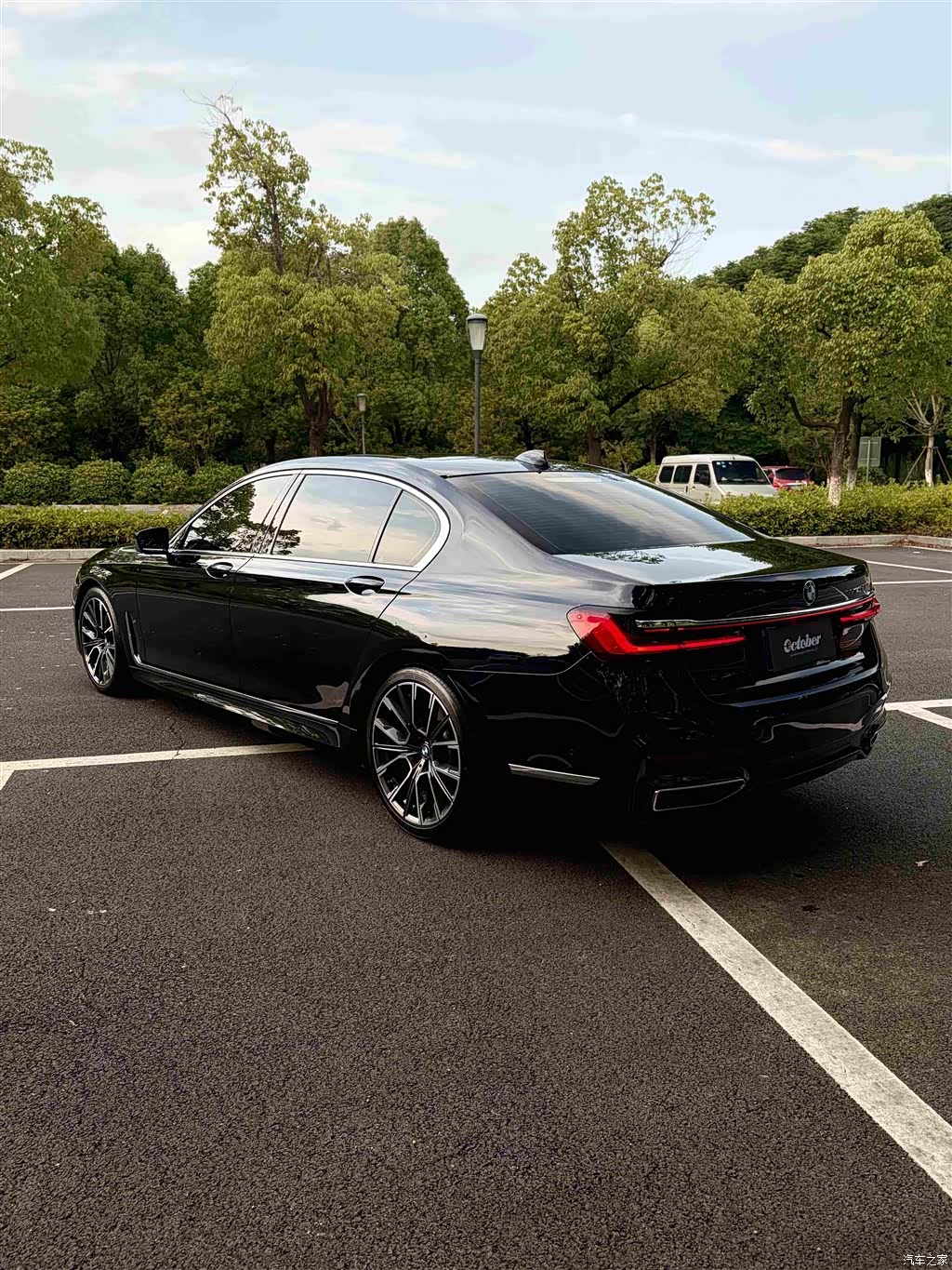 BMW 7 Series, 2020 все фото