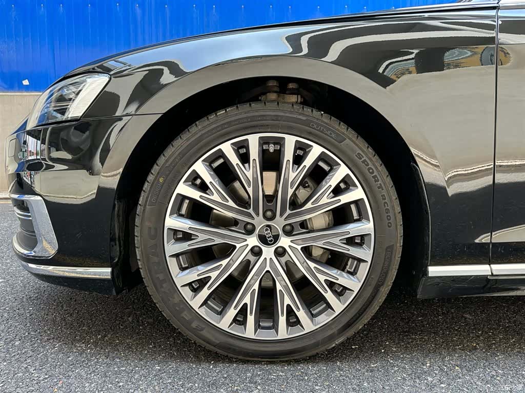 Audi A8L, 2020 6