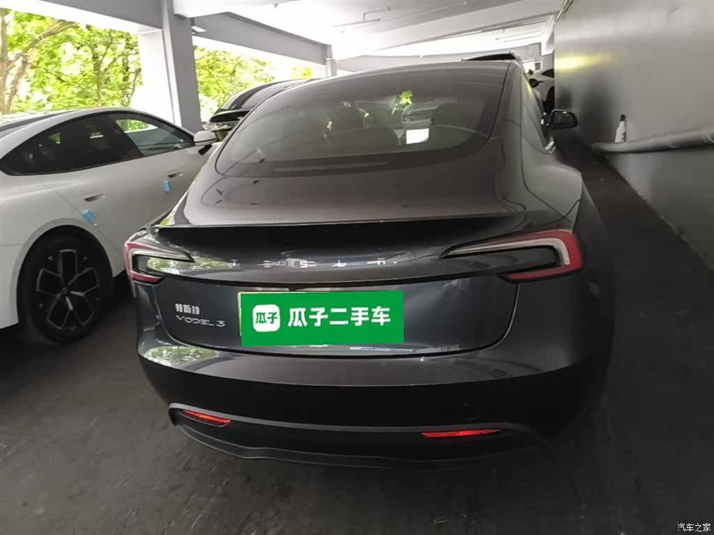 Tesla Model 3, 2025 6