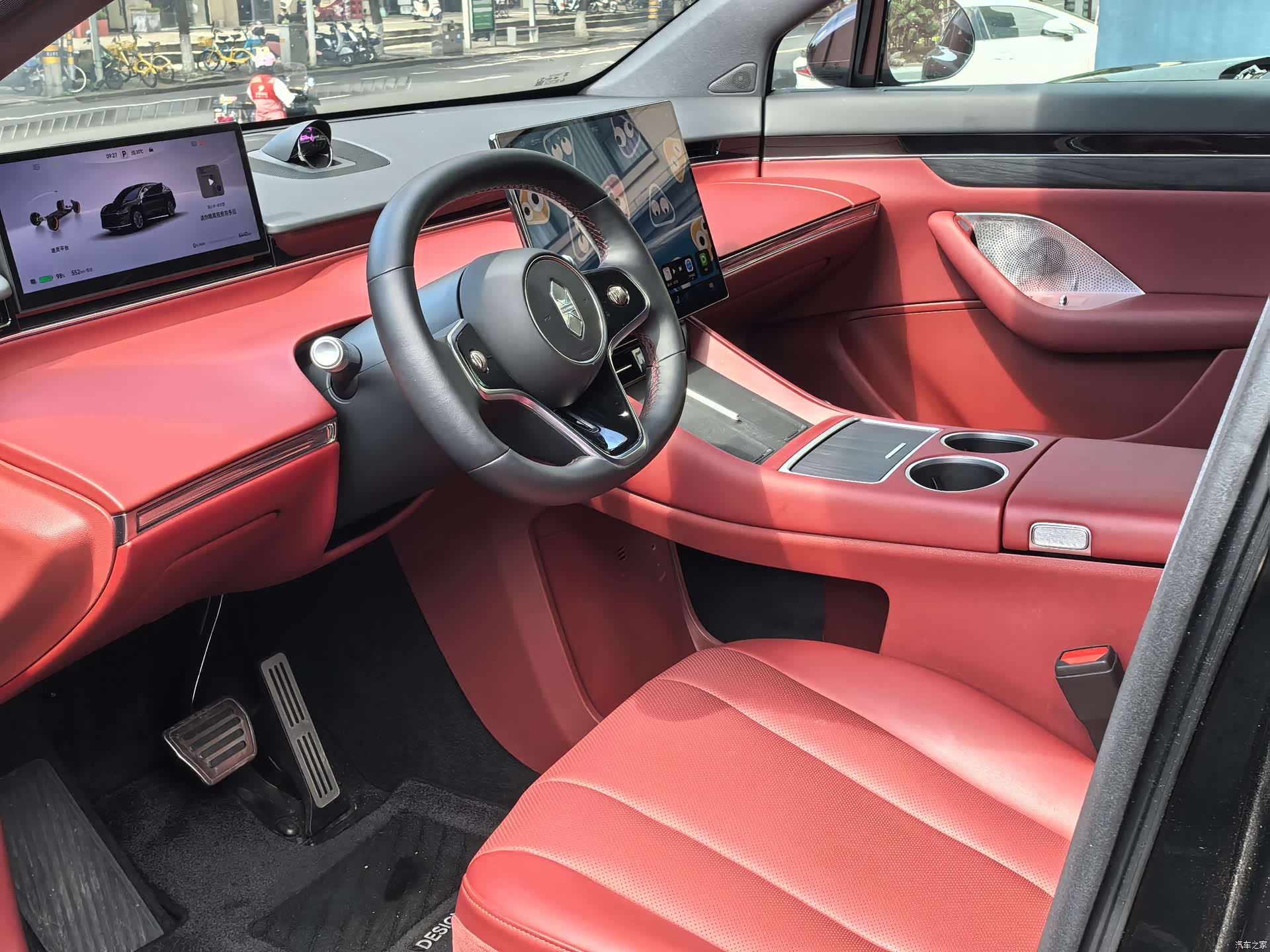Luxeed R7, 2025 4