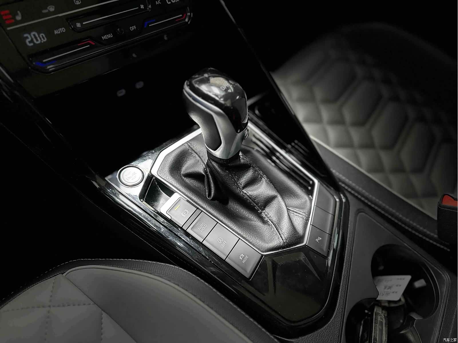 Volkswagen Tayron, 2022 16