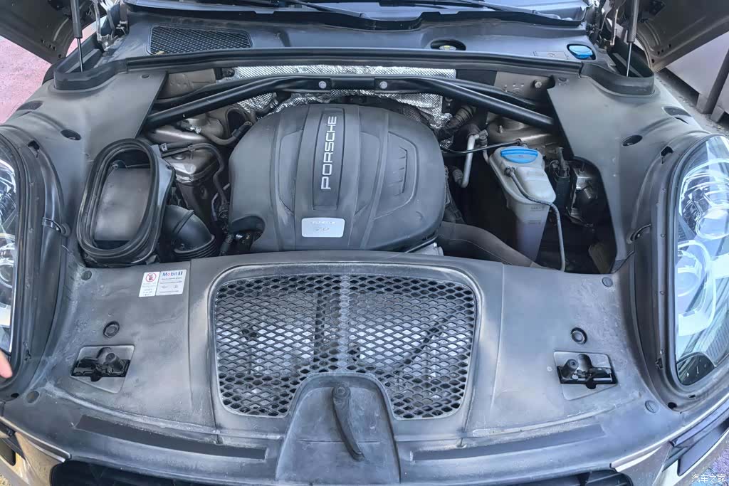 Porsche Macan, 2015 10
