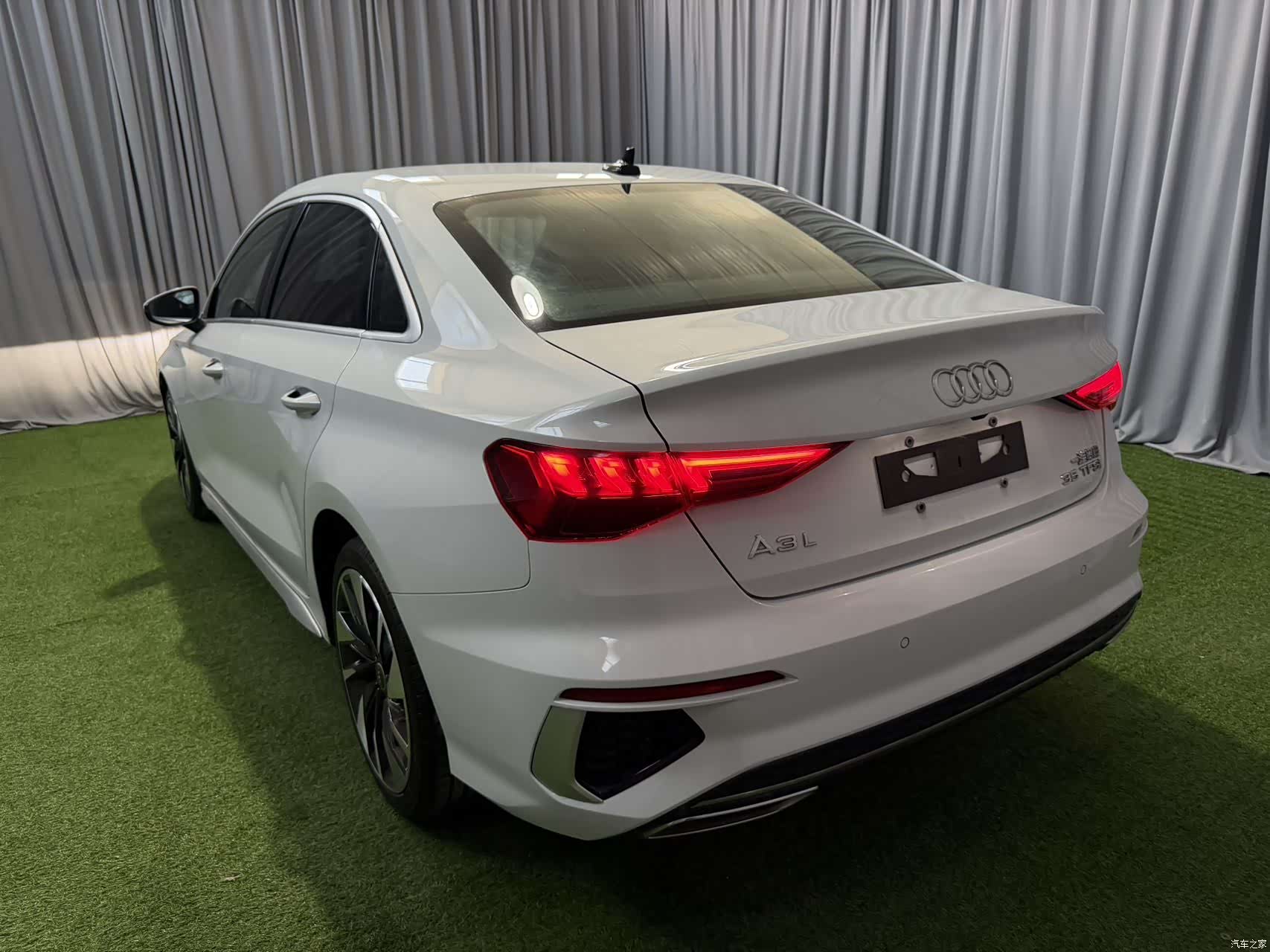 Audi A3, 2022 все фото