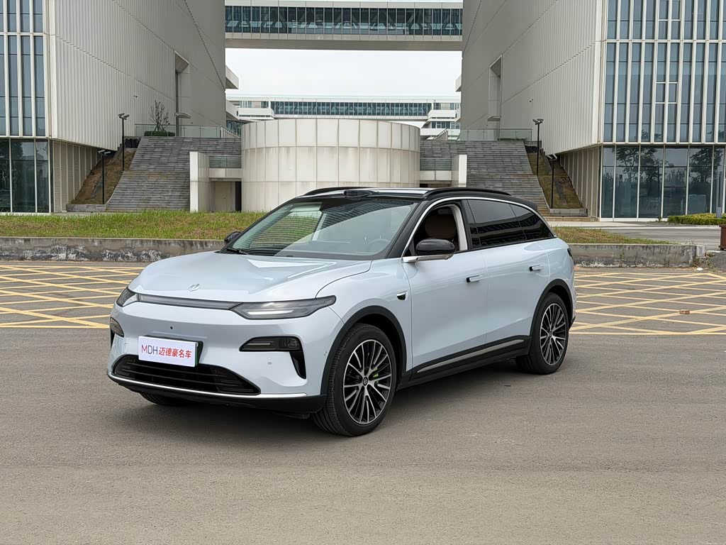 Leapmotor C11
