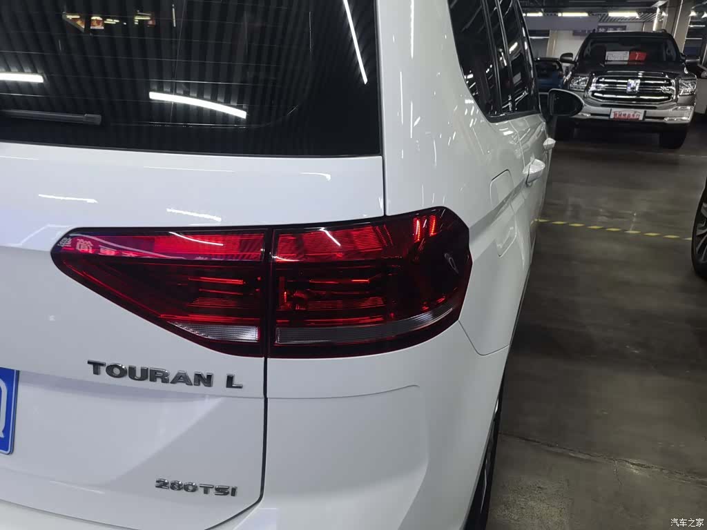 Volkswagen L, 2016 24