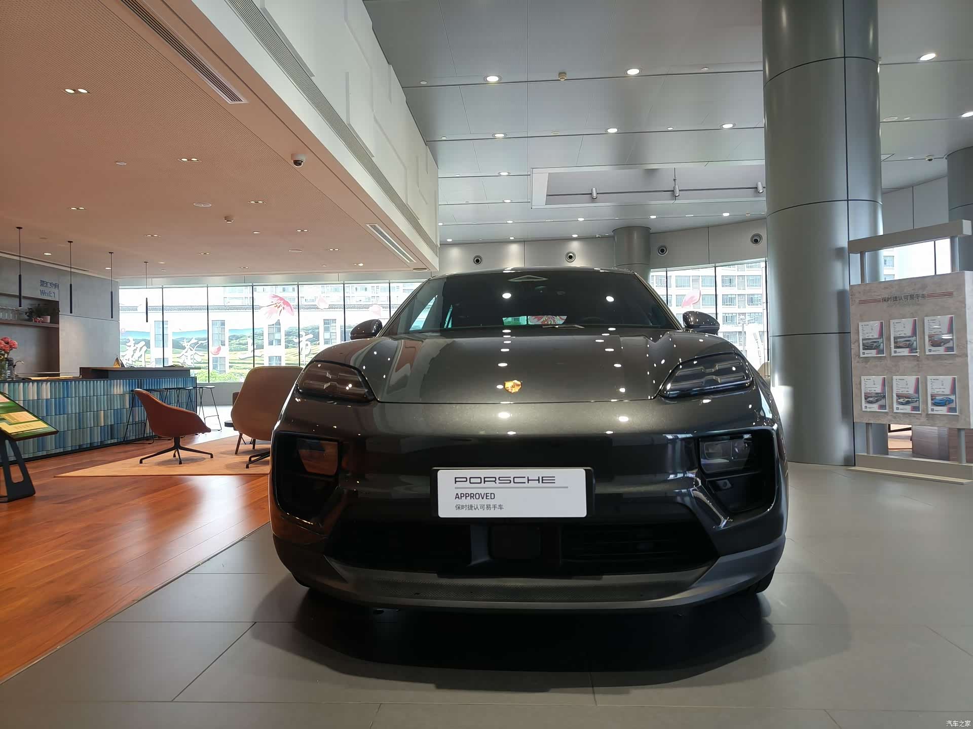 Porsche Macan, 2025 2