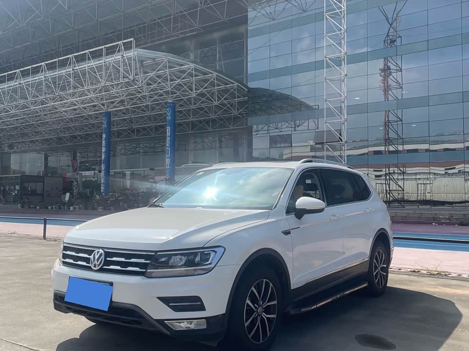 Volkswagen Tiguan L