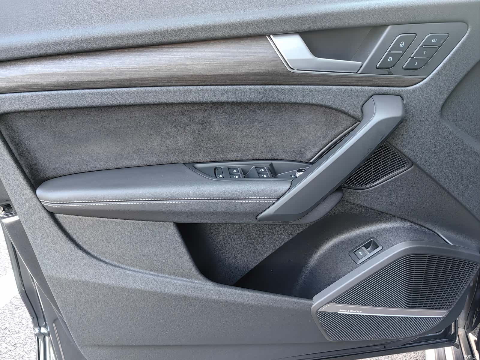 Audi Q5L, 2023 8