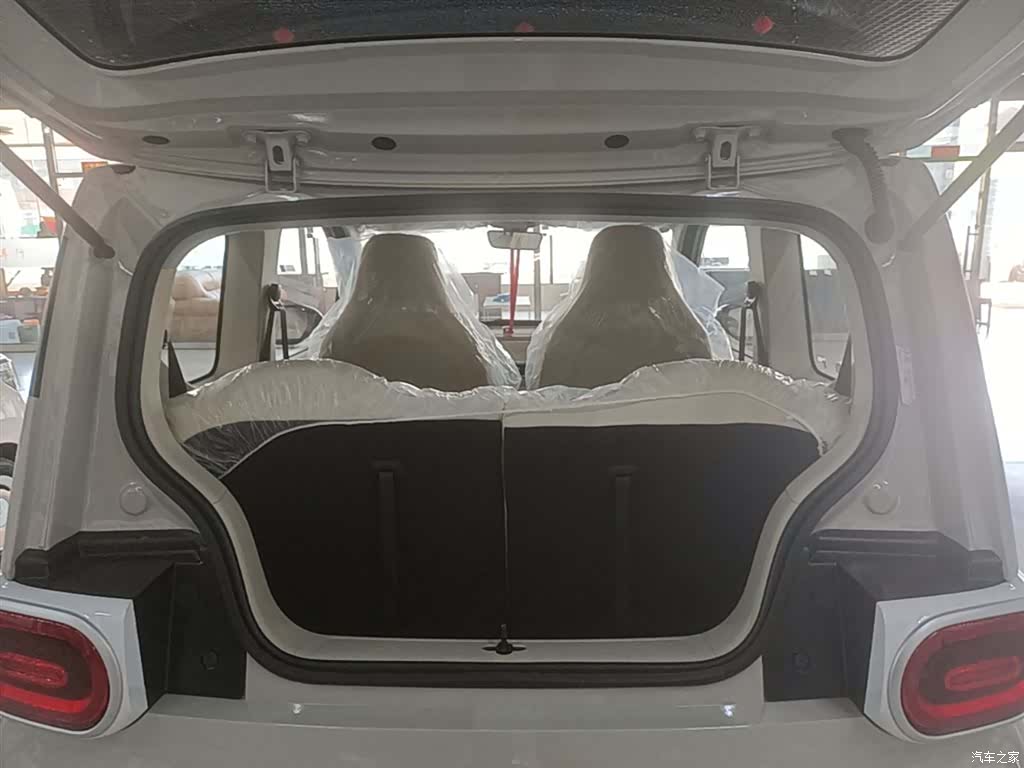 Wuling MINIEV, 2026 19