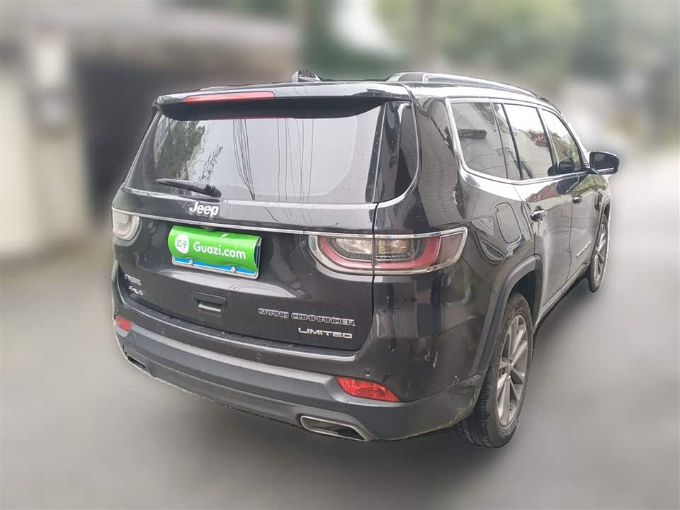 Jeep Grand Commander