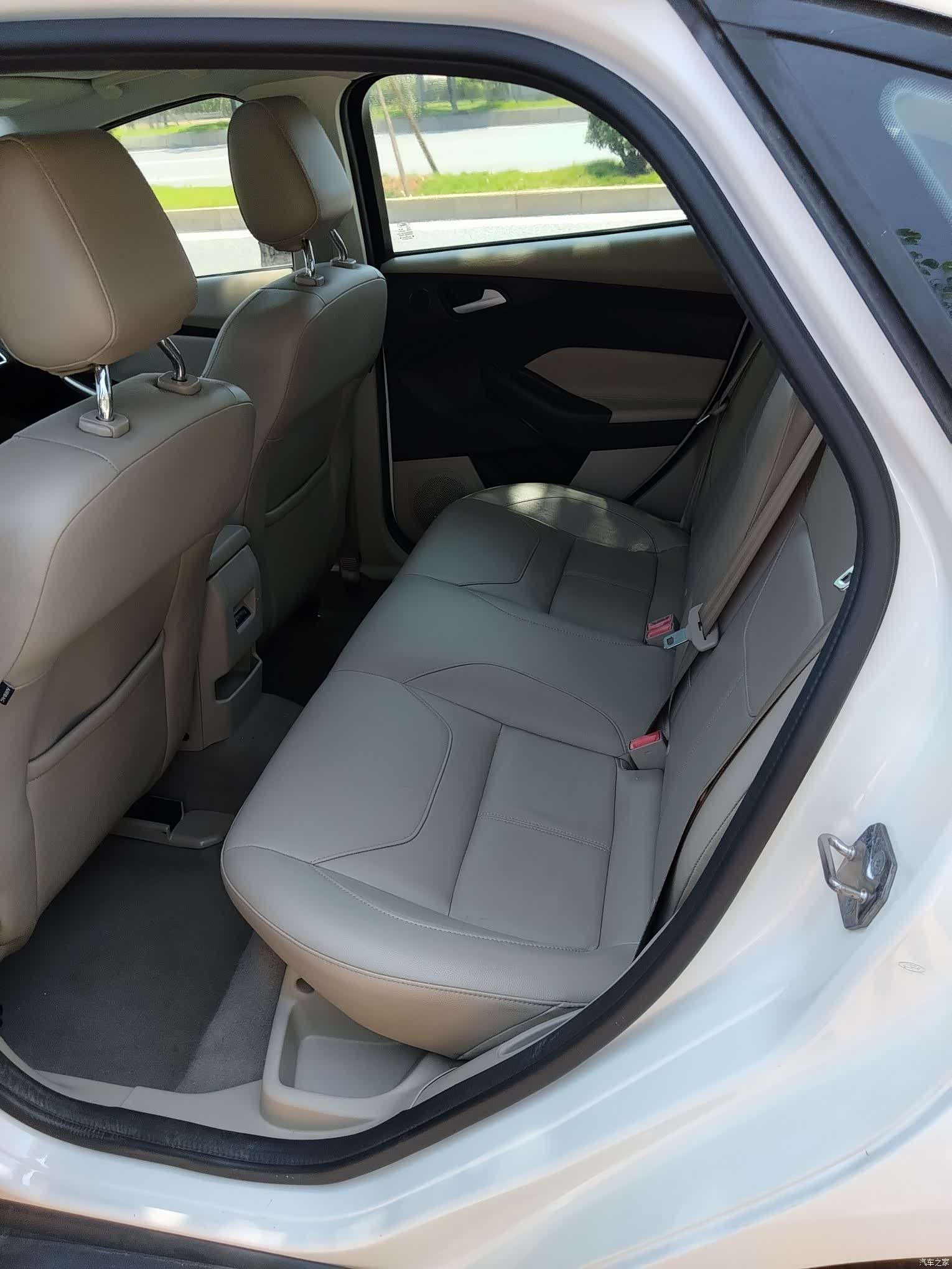 Ford Focus, 2017 12