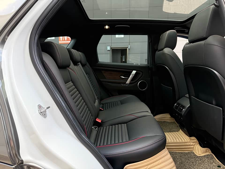 Land Rover Discover sports