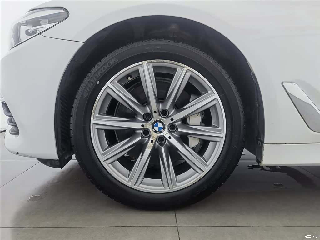 BMW 5 Series, 2017 17