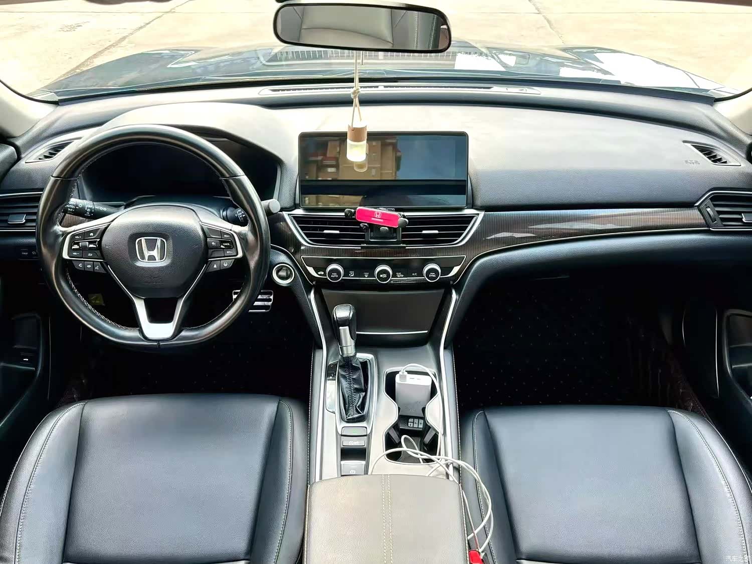 Honda Accord, 2022 все фото