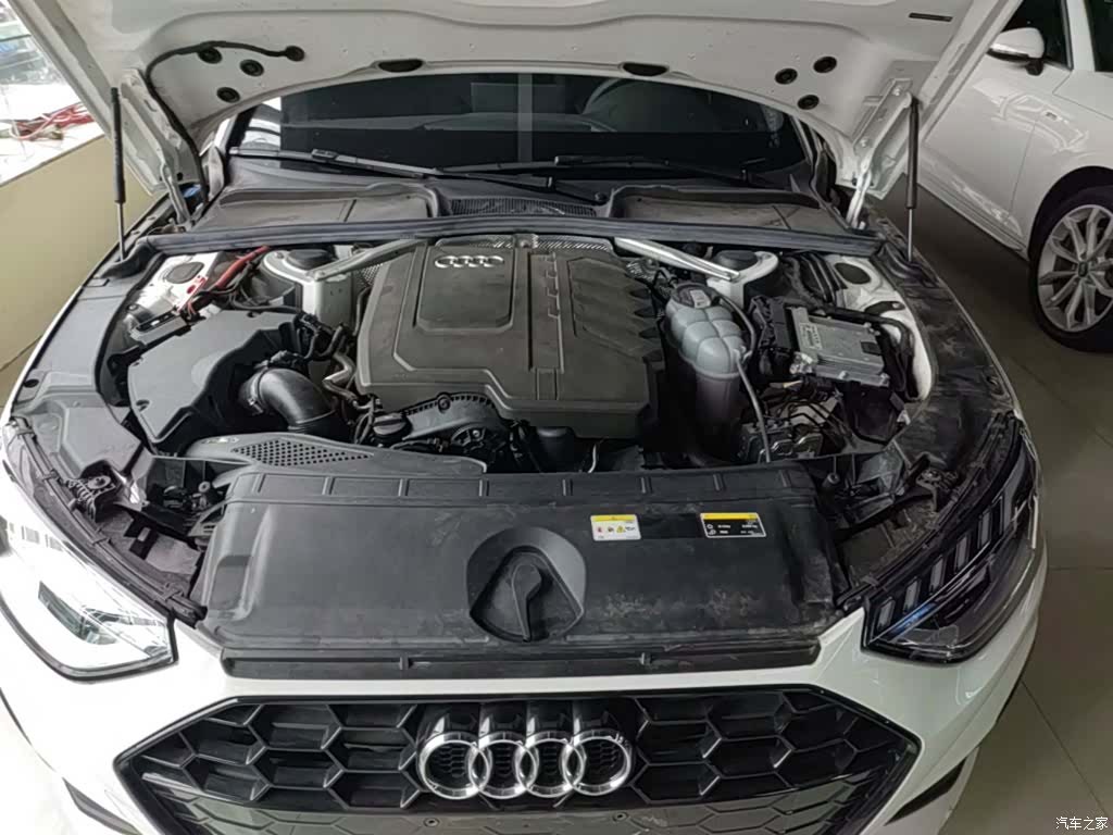 Audi A4L, 2024 20