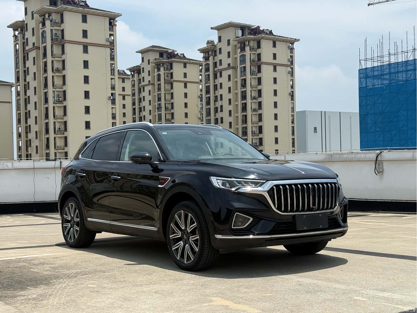 Hongqi HS5, 2022 3
