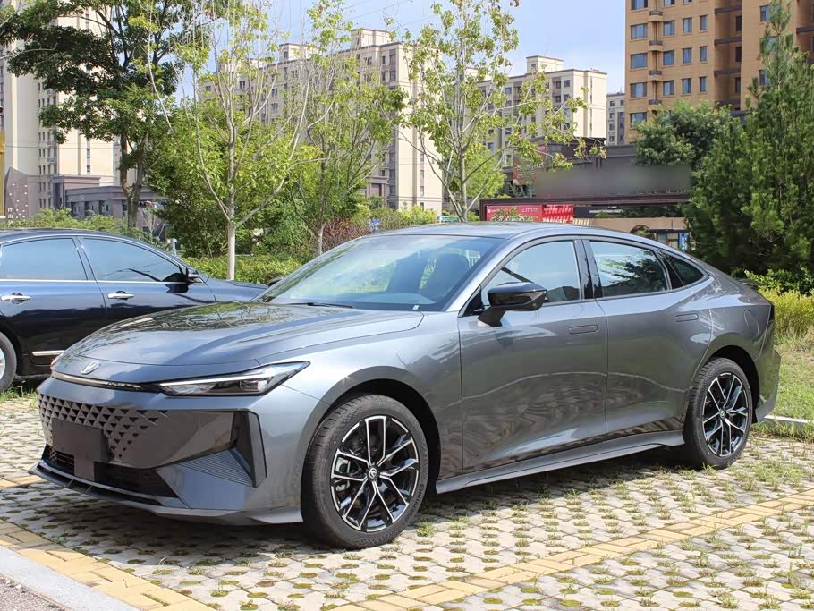 Changan UNI-V iDD 2024 iDD 136km